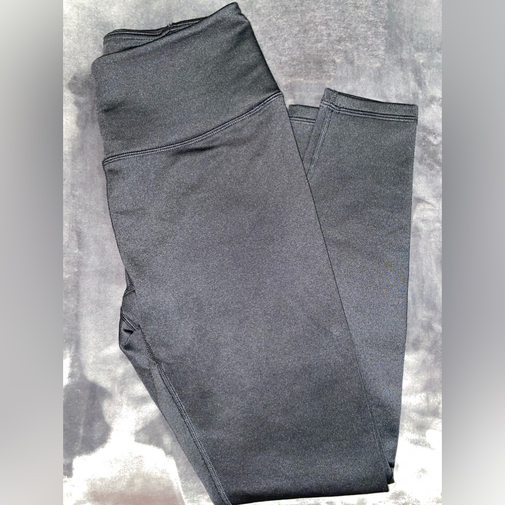 like new, women’s Spyder legging